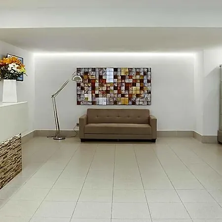 Flora Park & Aquarock Hotel